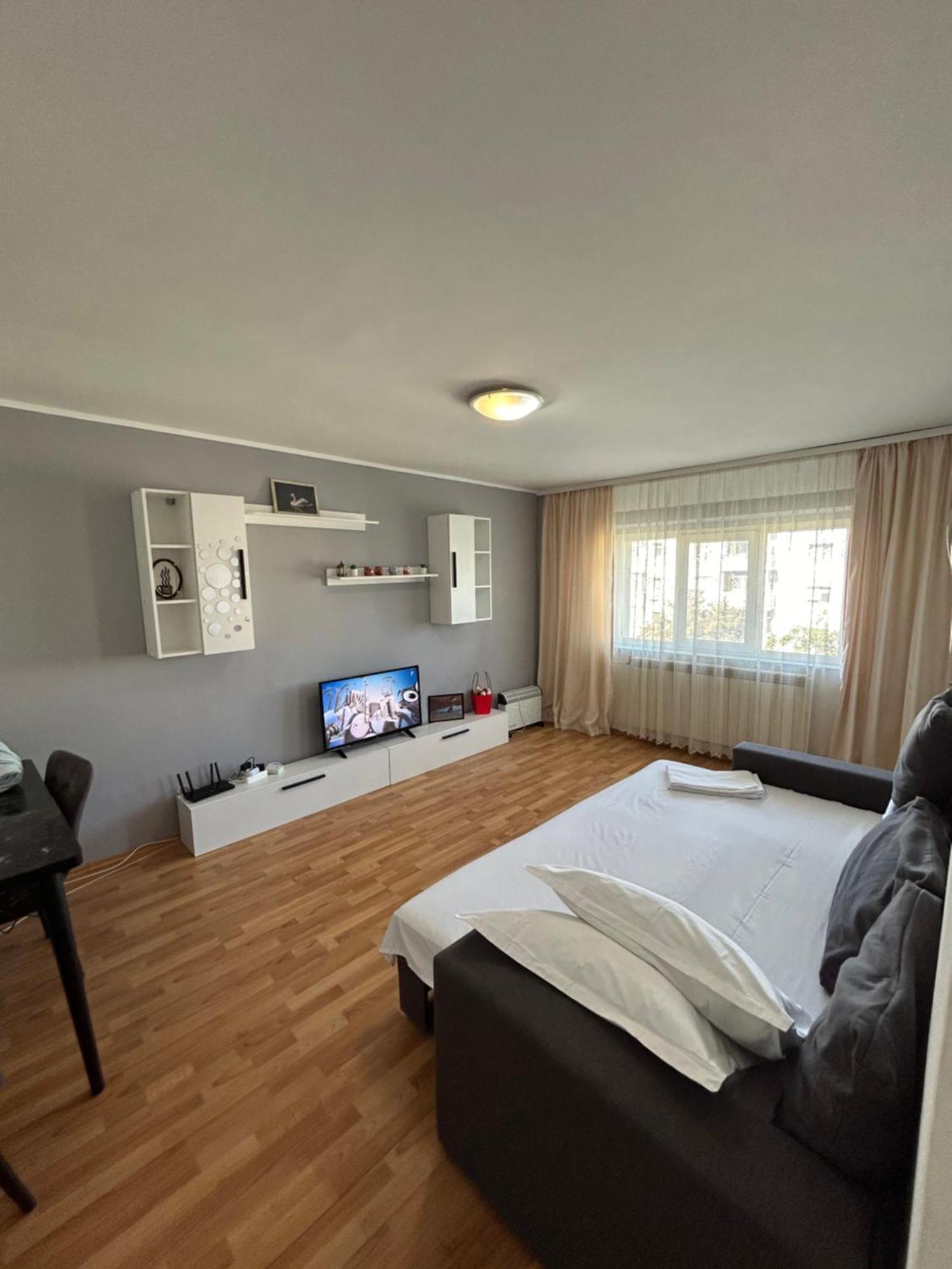 Sj Apartment Tulcea Exterior photo